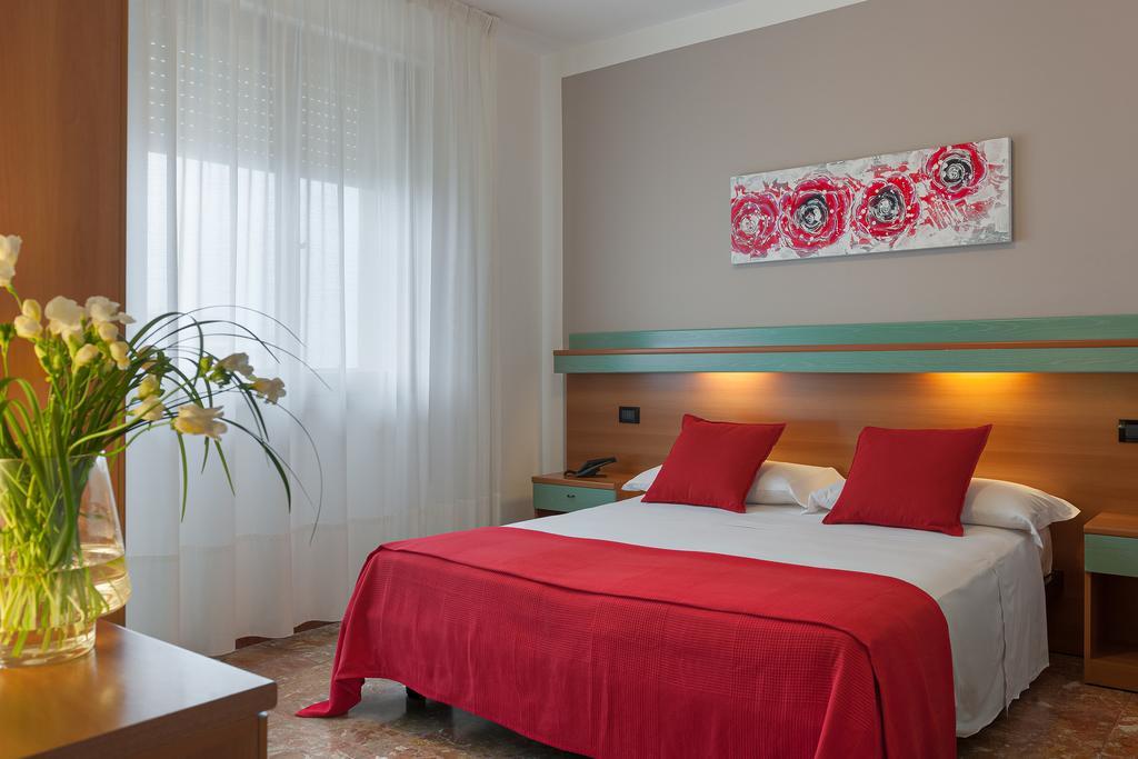 Hotel Europeo Sottomarina Exterior foto