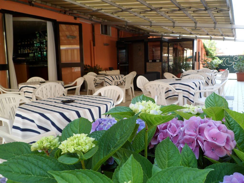 Hotel Europeo Sottomarina Exterior foto